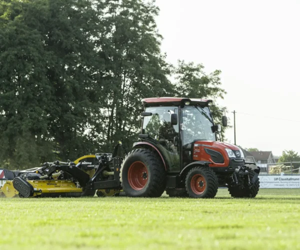 Traktor Kioti DK